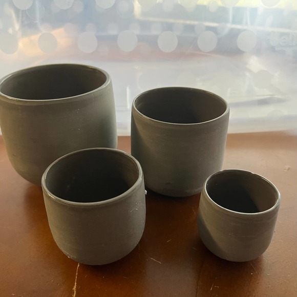 Set of 4 Stoneware Vases - Picture 4 of 7